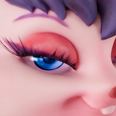 Lori Ojos azules